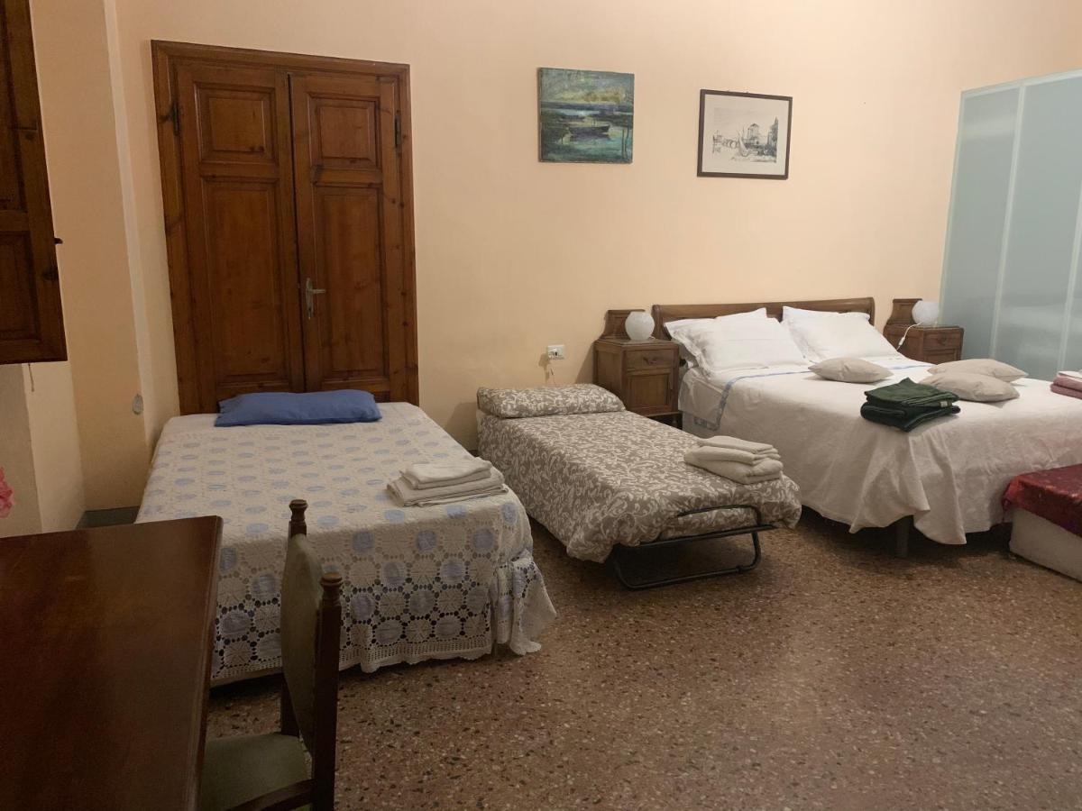 Casa Benvenuti Hotel Pisa Bagian luar foto